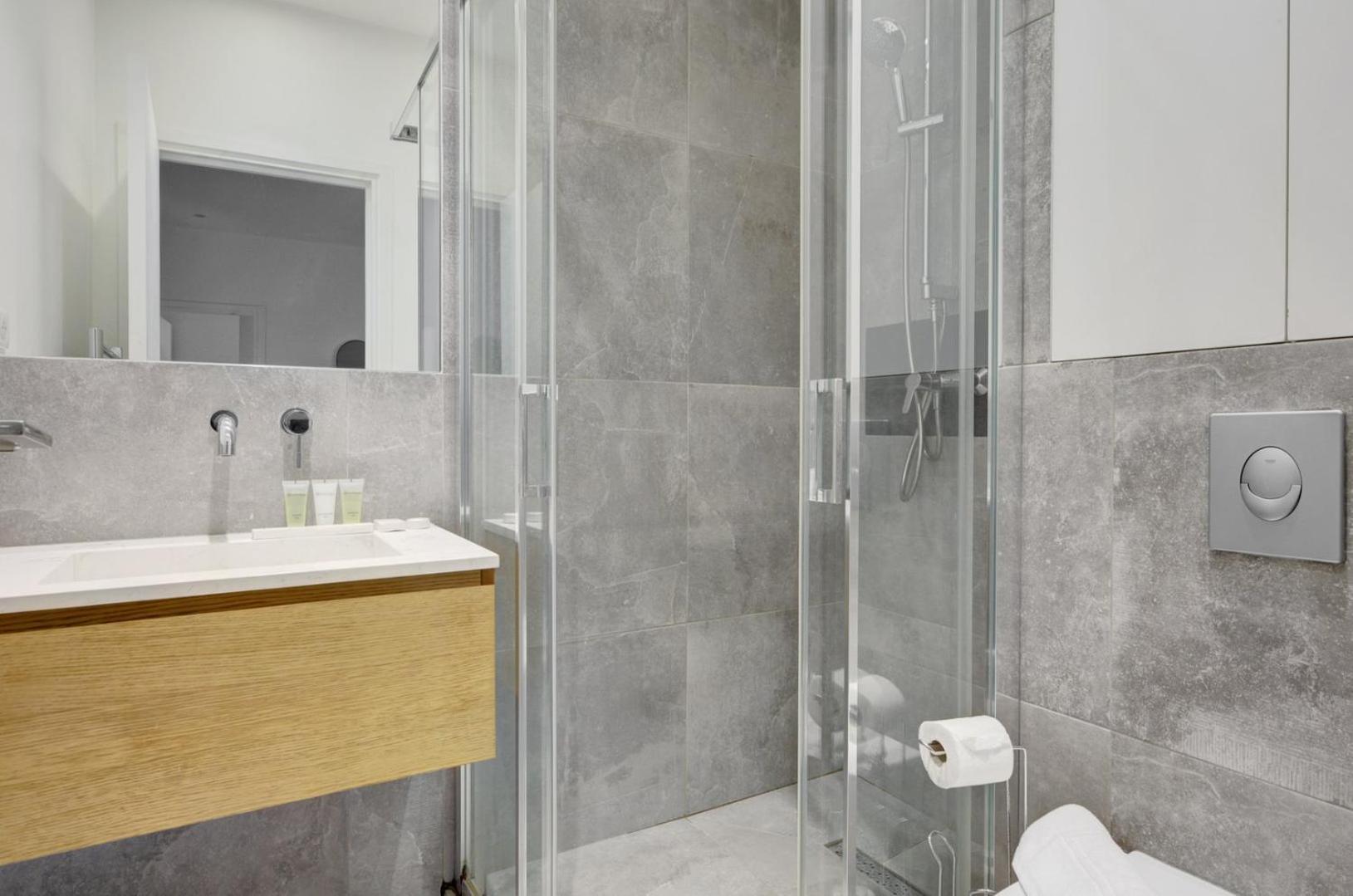 158 Suite Jeremy - Superbe Appartement A Париж Екстериор снимка